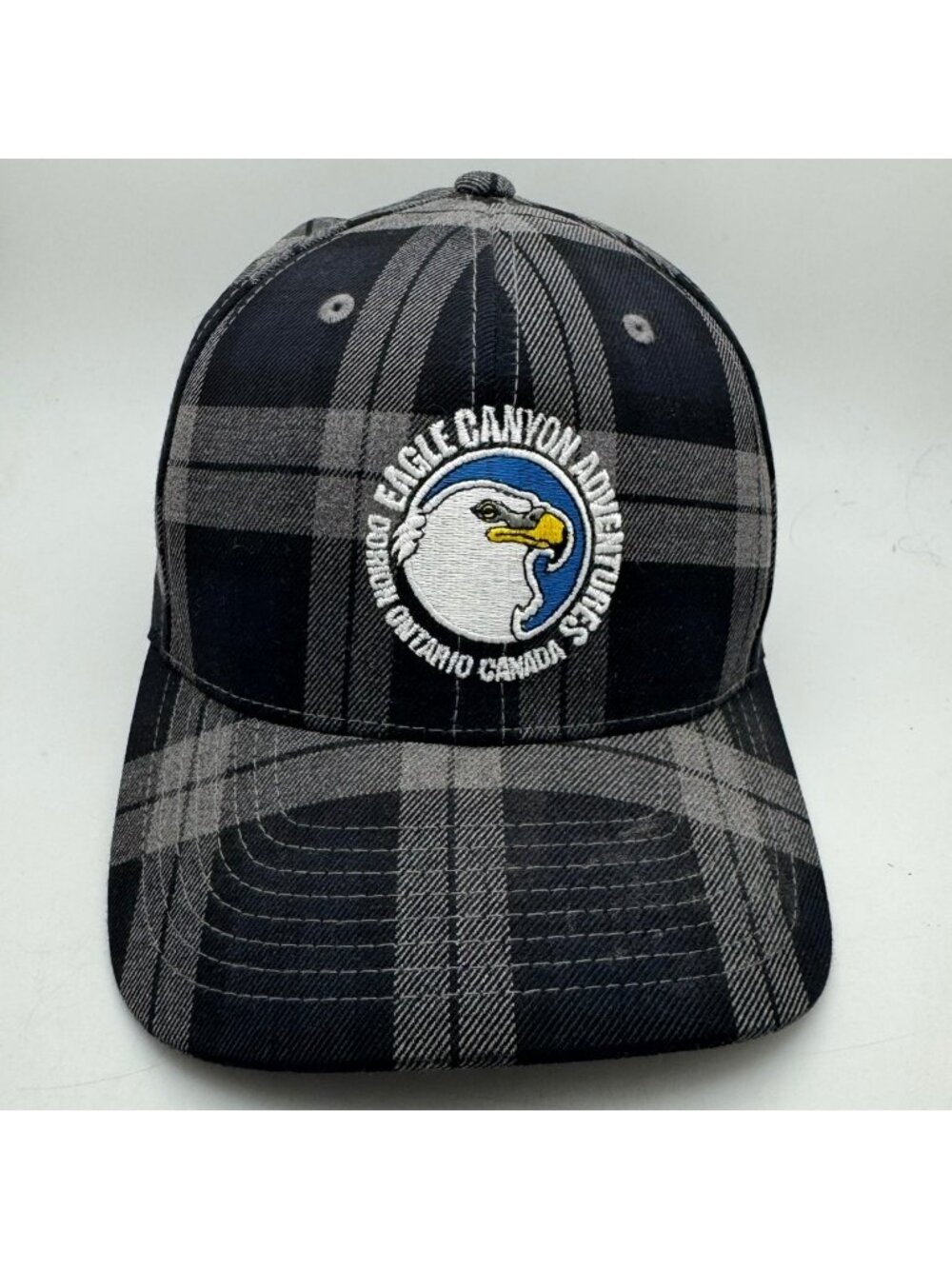 Flexfit Yupoong Eagle Canyon Adventures Plaid Fitted Hat Cap S-M Black Gray